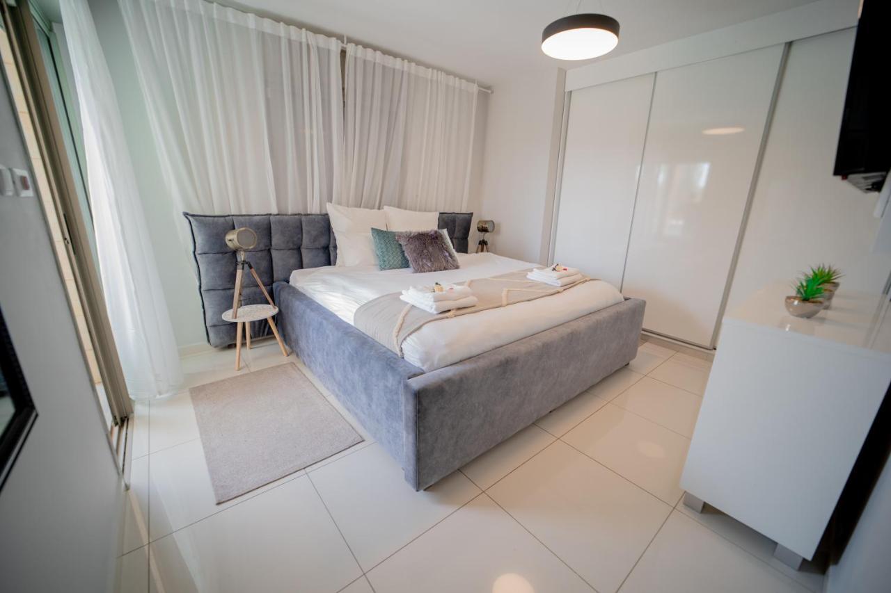 Apartmán Yalarent Oasis Garden With Private Pool Ejlat Exteriér fotografie